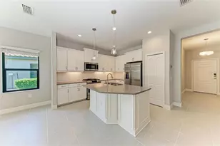 328 Casalino Dr, Nokomis, FL 34275 - Photo 11