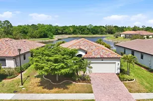 12284 Canavese Ln, Venice, FL 34293 - Photo 7