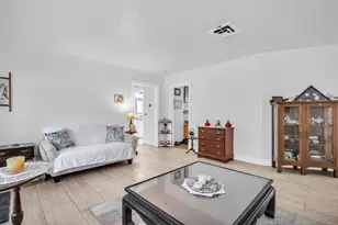 2796 Forest Pkwy S, Largo, FL 33771 - Photo 7