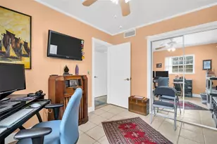 2796 Forest Pkwy S, Largo, FL 33771 - Photo 27