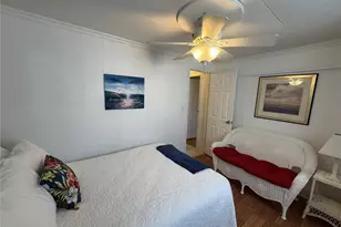 611 Iris Dr, Venice, FL 34293 - Photo 9