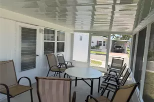 731 Camellia Dr, Venice, FL 34293 - Photo 13