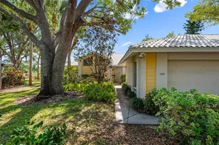 228 Southampton Ln, Venice, FL 34293 - Photo 1
