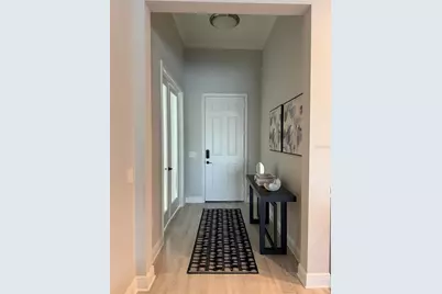 18817 Valleta Avenue, Venice, FL 34293 - Photo 3