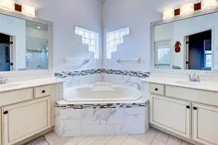 4310 Manfield Dr, Venice, FL 34293 - Photo 21