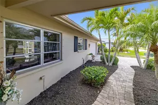 3136 Gulf Gate Dr, Sarasota, FL 34231 - Photo 5