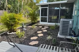 4671 Lemon Bay Dr, Venice, FL 34293 - Photo 3