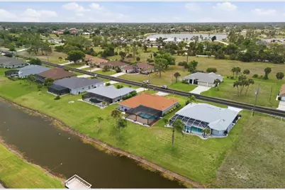 605 Rotonda Cir, Rotonda West, FL 33947 - Photo 53