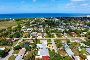 104 Alba St W, Venice, FL 34285 - Photo 39