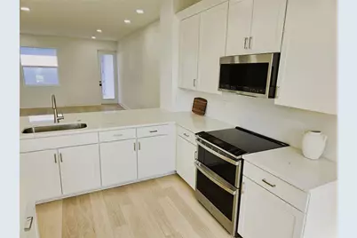 17712 Broadleaf Loop, Venice, FL 34293 - Photo 5