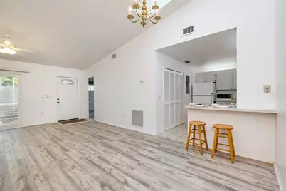 3300 Loveland Boulevard #101, Punta Gorda, FL 33980 - Photo 9