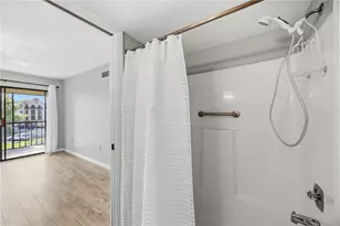 104 Capri Isles Blvd, Venice, FL 34292 - Photo 27