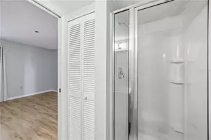 104 Capri Isles Blvd, Venice, FL 34292 - Photo 21