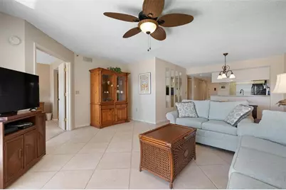 918 Wexford Boulevard #918, Venice, FL 34293 - Photo 9