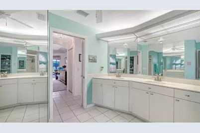 552 Westmount Lane, Venice, FL 34293 - Photo 35