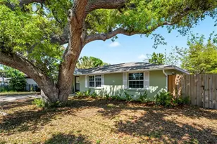 2995 Arrowhead Rd, Venice, FL 34293 - Photo 3