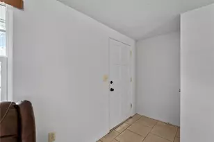 2995 Arrowhead Rd, Venice, FL 34293 - Photo 11