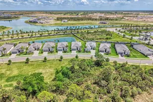 17220 Jadestone Ct, Venice, FL 34293 - Photo 3