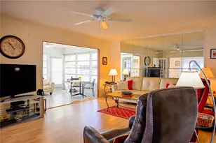 3924 Ashwood Ln, Sarasota, FL 34232 - Photo 5