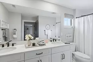 12842 Pinnacle Ln, Venice, FL 34293 - Photo 31