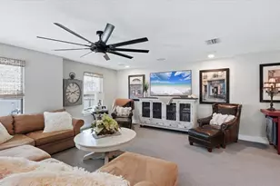 12842 Pinnacle Ln, Venice, FL 34293 - Photo 15
