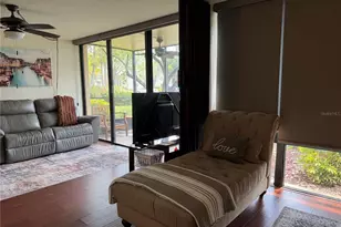 618 Bird Bay Dr S, Venice, FL 34285 - Photo 11