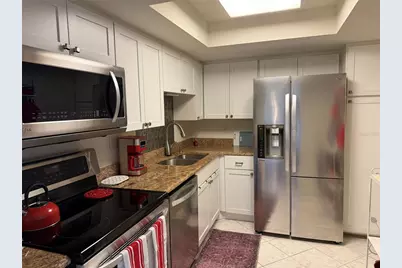 618 Bird Bay Drive S #110, Venice, FL 34285 - Photo 3