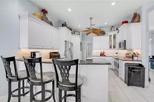 5019 Bella Terra Dr, Venice, FL 34293 - Photo 11