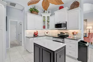 5019 Bella Terra Dr, Venice, FL 34293 - Photo 13