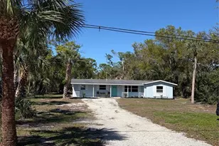 201 Palmetto Rd, Nokomis, FL 34275 - Photo 1