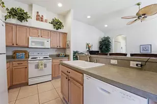 206 Vista Del Lago Way, Venice, FL 34292 - Photo 7