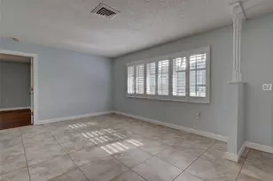 1337 Whispering Ln, Venice, FL 34285 - Photo 15