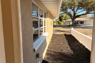 1337 Whispering Ln, Venice, FL 34285 - Photo 19