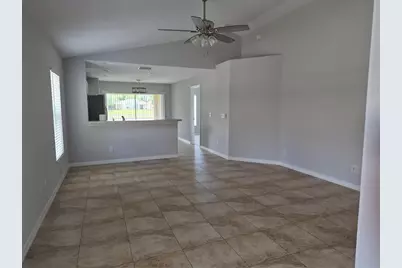 6219 Blue Runner Court, Lakewood Ranch, FL 34202 - Photo 3