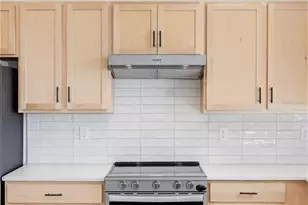 9395 Sandy Bluffs Circle, Parrish, FL 34219 - Photo 15