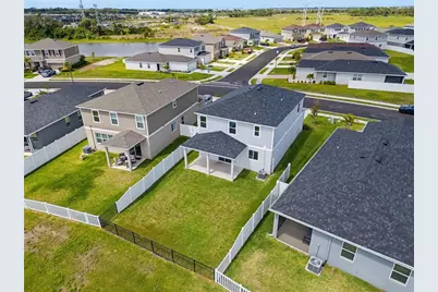 9395 Sandy Bluffs Circle, Parrish, FL 34219 - Photo 3