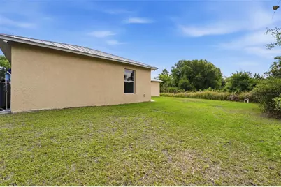 2637 Courtland Avenue, North Port, FL 34286 - Photo 37