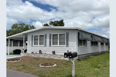 413 Cervina Drive N, Venice, FL 34285 - Photo 1