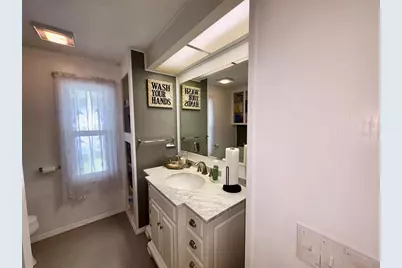 413 Cervina Drive N, Venice, FL 34285 - Photo 23