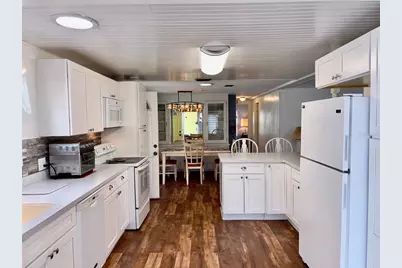 413 Cervina Drive N, Venice, FL 34285 - Photo 13