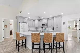 550 Silk Oak Dr, Venice, FL 34293 - Photo 3