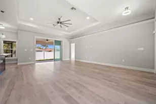 1056 Tampa Rd, Venice, FL 34293 - Photo 15