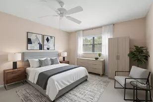 2756 Clubhouse Dr, Sarasota, FL 34232 - Photo 11