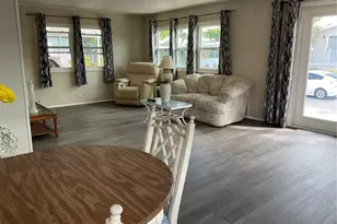 217 Mantua Dr, Venice, FL 34285 - Photo 3