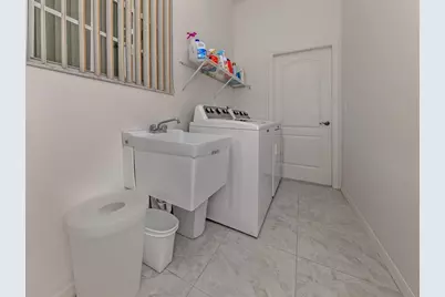 737 Pond Lily Way, Venice, FL 34293 - Photo 23