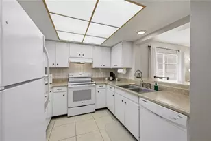 123 Altair Rd, Venice, FL 34293 - Photo 15