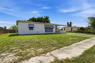 3236 Normandy Dr, Port Charlotte, FL 33952 - Photo 3