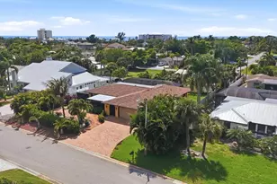 440 W Gate Dr, Venice, FL 34285 - Photo 49