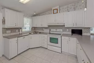 553 Portside Dr, North Port, FL 34287 - Photo 15