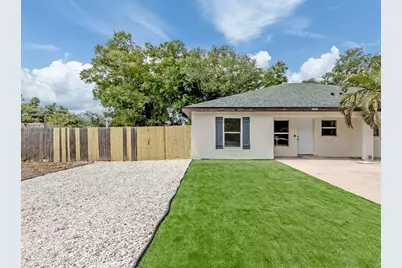 5636 6th Street Court E, Bradenton, FL 34203 - Photo 3